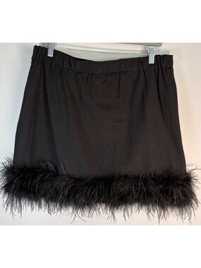 Meritt Black Feather Trim Skirt – Size 1X– Chic Evening / Holiday Statement